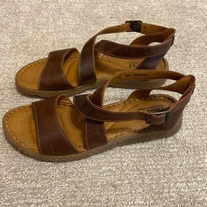 Womens size 7 Born leather sandals. Like new condition. Worn once.